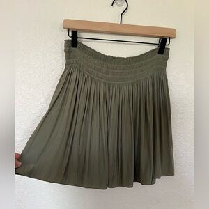 RAMY BROOK hunter green mini-skirt with gathered detailing at the waist Size LG